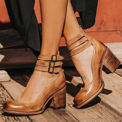 Amber | Classic Heels