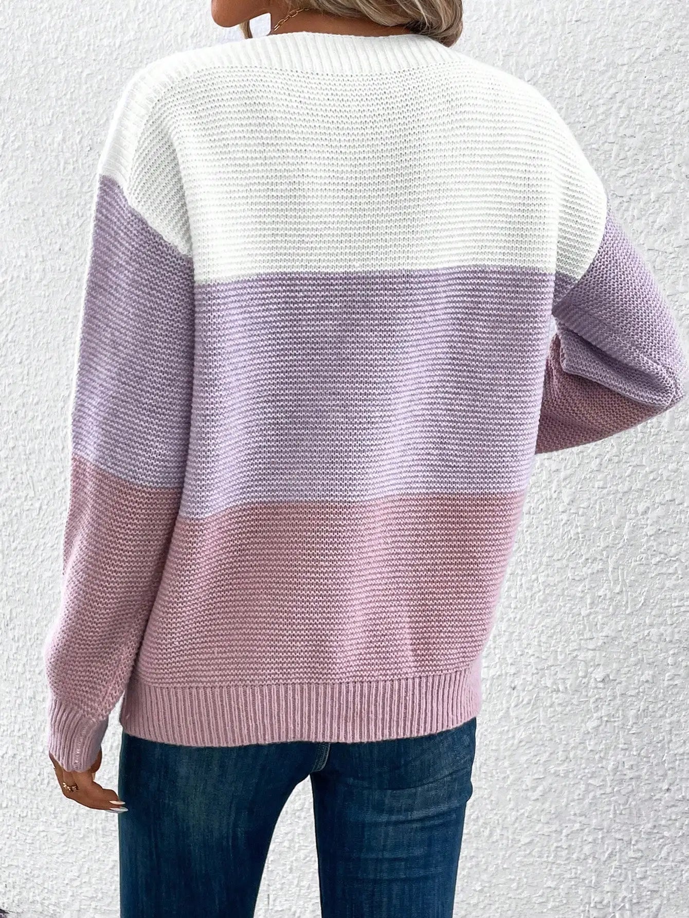 Ivy | Cozy Colorblock Knit Sweater